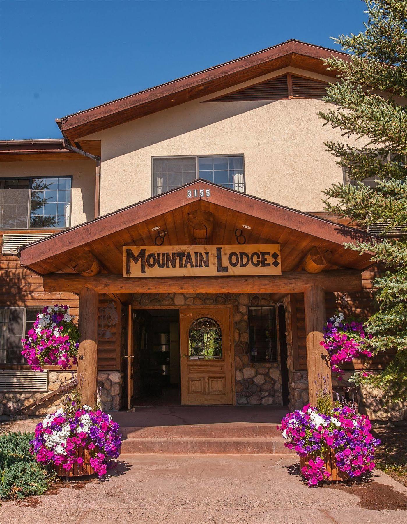 Steamboat Mountain Lodge สตีมโบทสปริงส์ ภายนอก รูปภาพ
